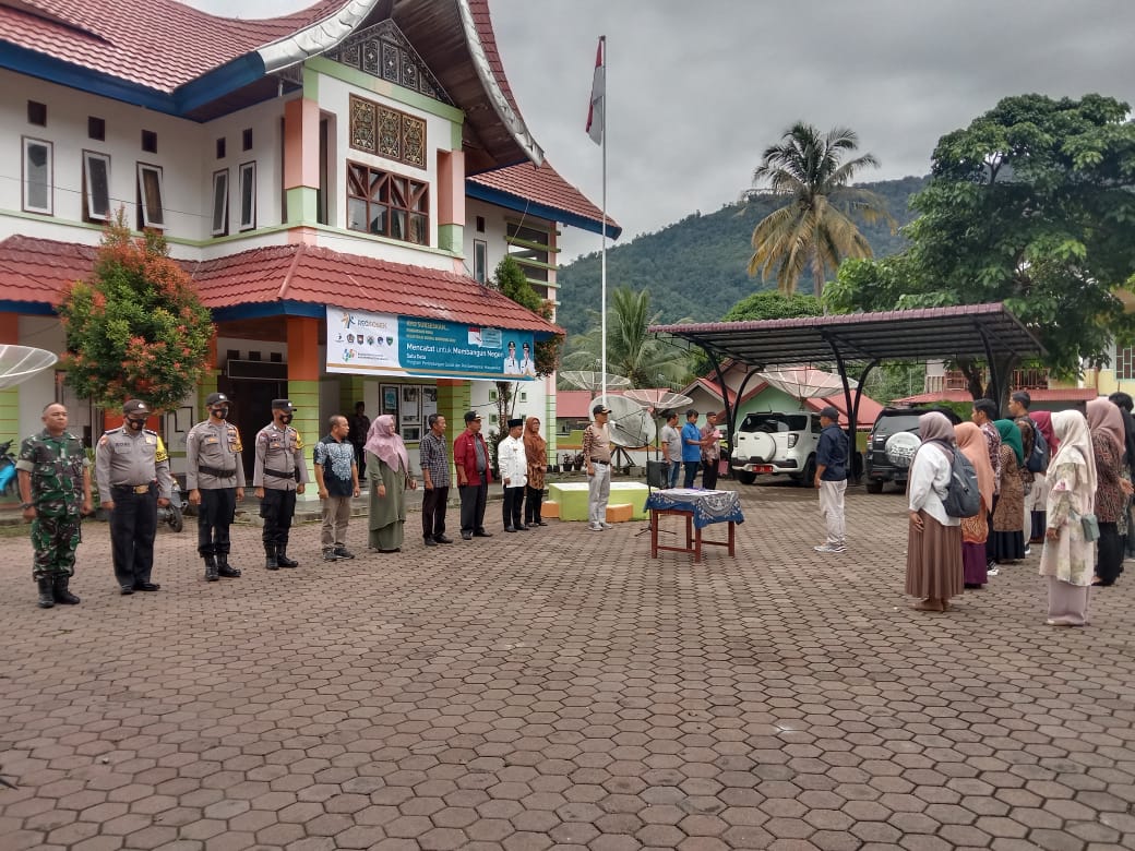 Kecamatan IV Nagari Bayang Utara Gelar Apel Gabungan Petugas REGSOSEK Tahun 2022